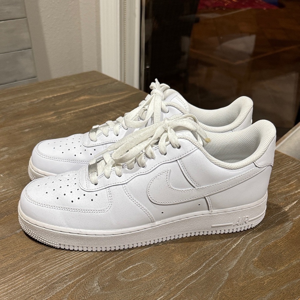 Nike adult  Air White Sneakers